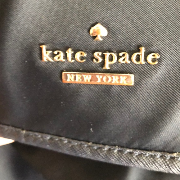 Backpack - Picture 2 of 7